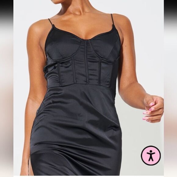 Pretty little thing black satin corset top low back maxi dress (10) Whimsigoth - Picture 3 of 13